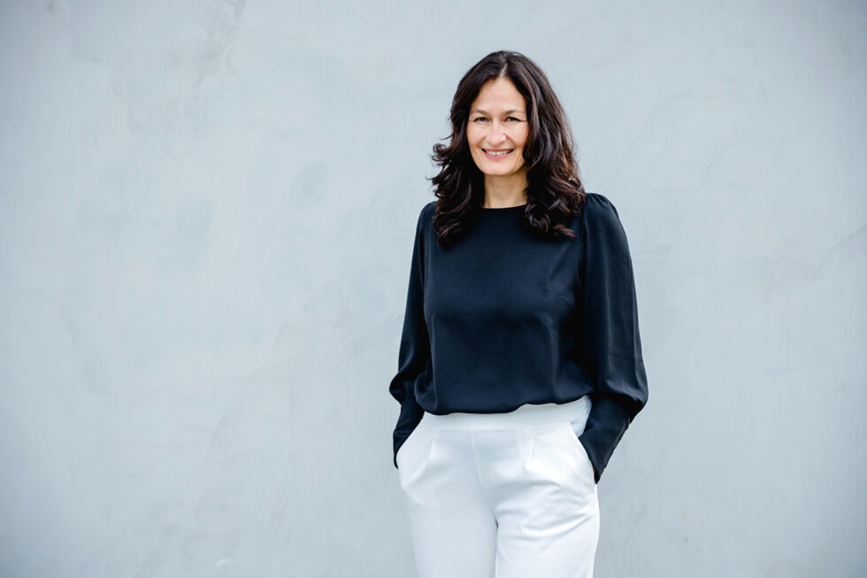Business Foto einer Frau mit locken